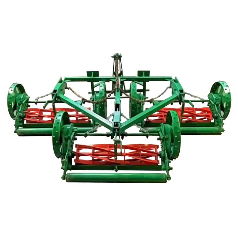Gang Reel Mower with  Spike Wheel