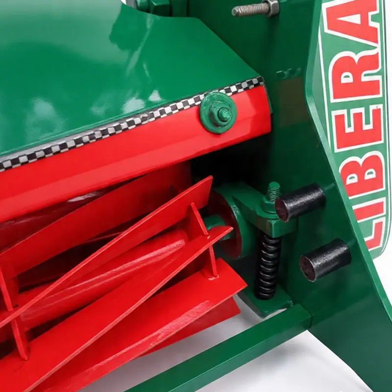 Liberal 20-Inch Petrol Cylinder Lawn Mower – 5.5 HP OHV Engine - Image 2