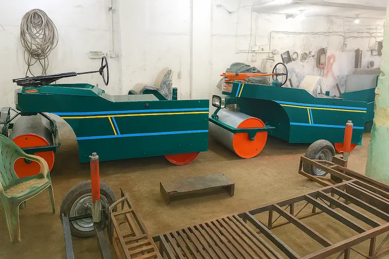 About us | about Liberal Lawn Mowers