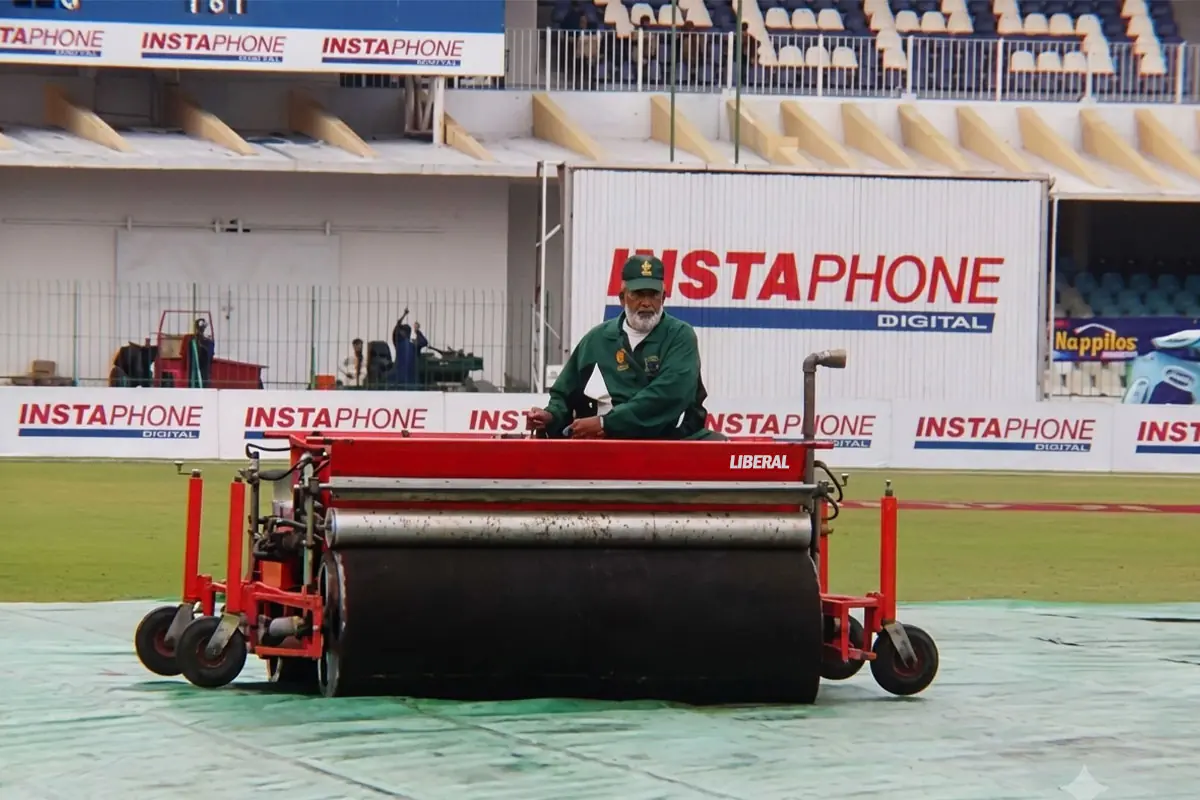 PCB Cricket Ground Equipment Liberal Lawn Mowers Super Sopper for removing excess water from cricket outfields, replicated in coordination with the PCB in 2002