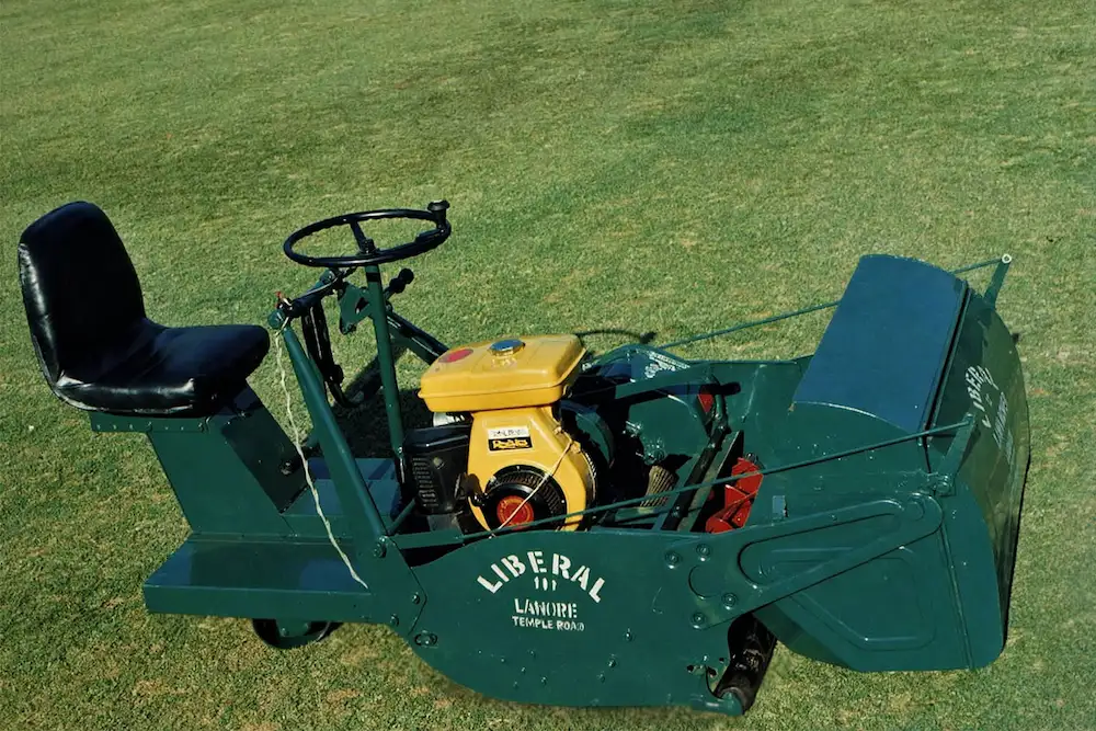 PCB Cricket Ground Equipment Liberal Lawn Mowers Pakistan – Ransomes Mastiff Super Certes Cylinder Mowers